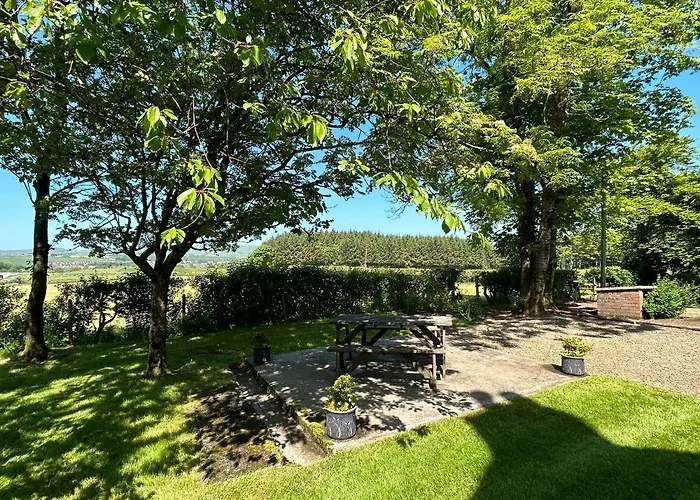 Luxury Garden Cottage