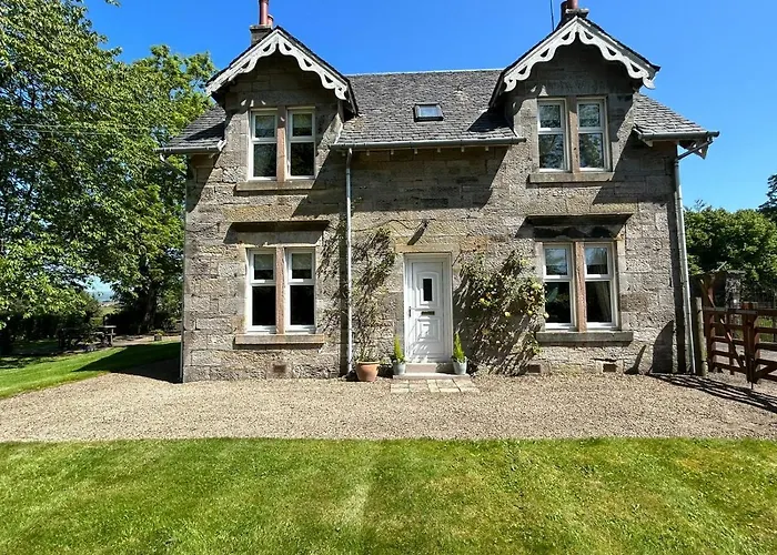 Luxury Garden Cottage